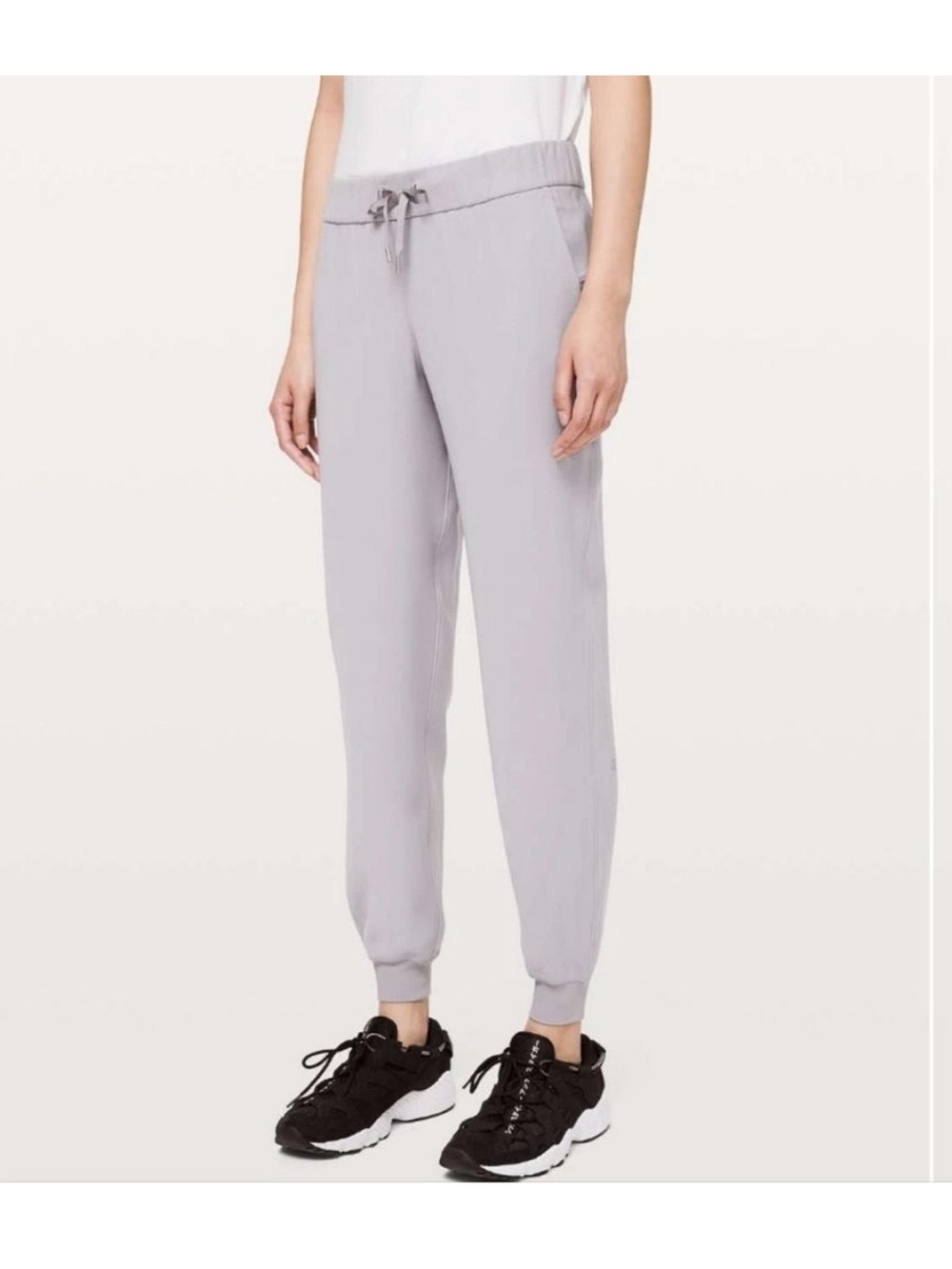 Lululemon gray women’s 4 on the fly woven joggers